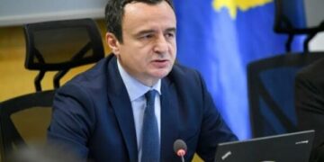 Kurti pret nga KGJK të vendosë për lirimin nga detyra të gjyqtarëve serbë, s’ka koment për ndërkombëtarët