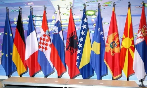 ‘‘Kosova dukshëm mbrapa’’, Koopman tregon sa janë zbatuar reformat nga shtetet e rajonit për Planin e Rritjes
