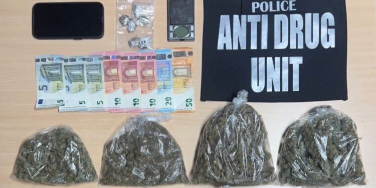 Anti-droga e Prishtinës me suksese të pareshtura, kap mbi 600 gramë marihuanë në Podujevë, arrestohet një person (Emri)
