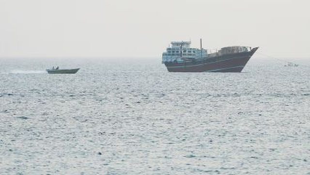Hormuzi mbetet i bllokuar, Irani paralajmëron mbylljen e një tjetër arterie të tregtisë botërore