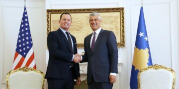 Reagon Grenell: Thaçi është i pafajshëm, çfarë po i pengon gjyqtarët të marrin vendim