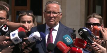 Hamza mbyll bashkëpunimin me Kurtin: Qëndrimi i PDK-së është të mbetet në opozitë