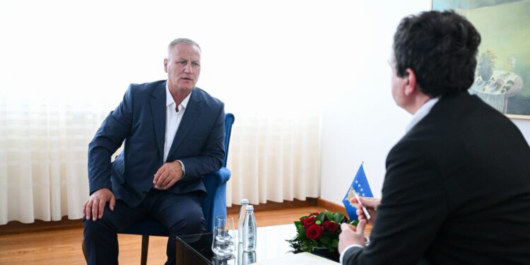 Kurti emëron Agron Limanin në krye të Komisionit për Persona të Zhdukur, zëvendëson Andin Hotin