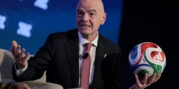 Krizë para Botërorit 2030, Spanja dhe Portugalia kërcënojnë me tërheqje nëse FIFA nuk ndalon planin e Infantinos
