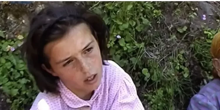 ”Ma vranë babanë para syve”, rrëfimi tronditës i 11-vjeçares për Masakrën e Hallaqit të Vogël