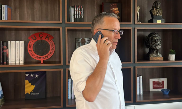Hamza në telefon me Thaçin pas caktimit të datës së aktgjykimit: Biseda përfundoi me shpresën se shumë shpejt do të shihemi në Kosovë