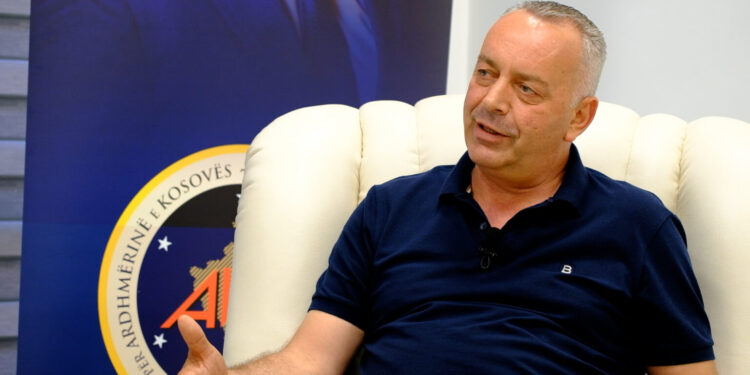 Ramosaj shpërthen pas inspektimeve në “Vita”: Skenarë të poshtër, s’ka çka lypë këshilltari aty