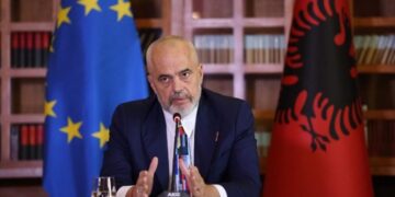 Rama komenton protesta: Tufa sorrash dhe laraskash më akuzojnë mua që po sulmoj popullin