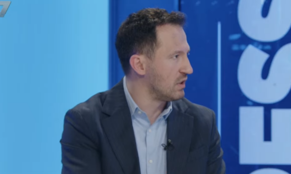 Krasniqi: Miliona euro shpërndahen për vota, fëmijët pa kujdesin bazë që u takon, s’ka dështim më të madh