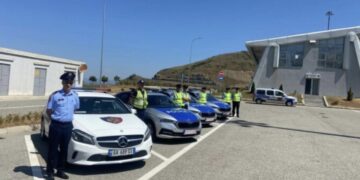 Policia e Kosovës shënon Ditën Memoriale të zyrtarëve të rënë në kryerje të detyrës
