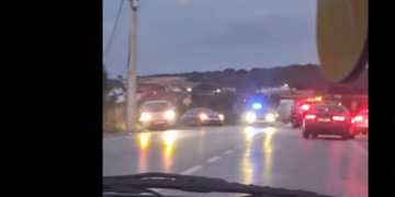 Aksident në Gllarevë, bllokohet rruga për automjete