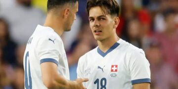 Xhaka e Jashari startues, publikohen formacionet e ndeshjes Zvicër-Kolumbi