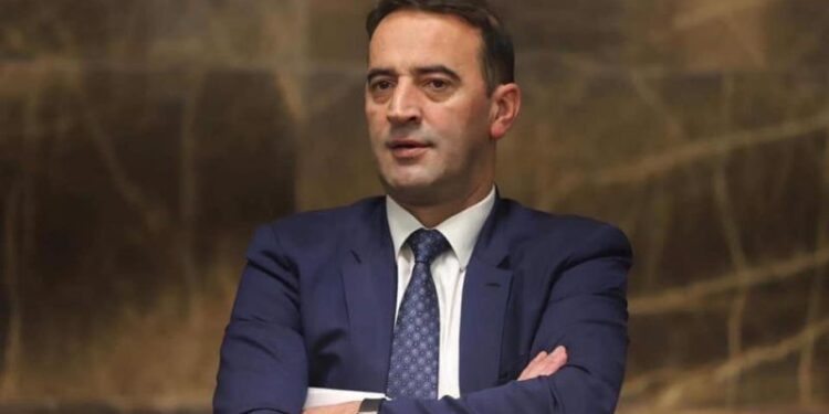 Haradinaj kritikon Kurtin: Ai sorollatet në Greqi, Kosova mungon në Samitin e NATO-s