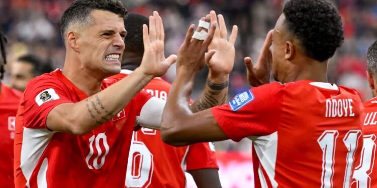 Zvicra shkruan historinë, në çerekfinale e pret Argjentina