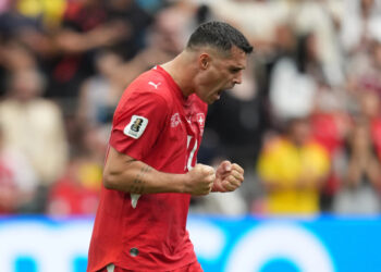 Xhaka duhej ta gjuante penalltinë e tretë, por pse vendosi për të parën?