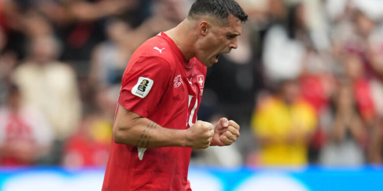 Xhaka duhej ta gjuante penalltinë e tretë, por pse vendosi për të parën?