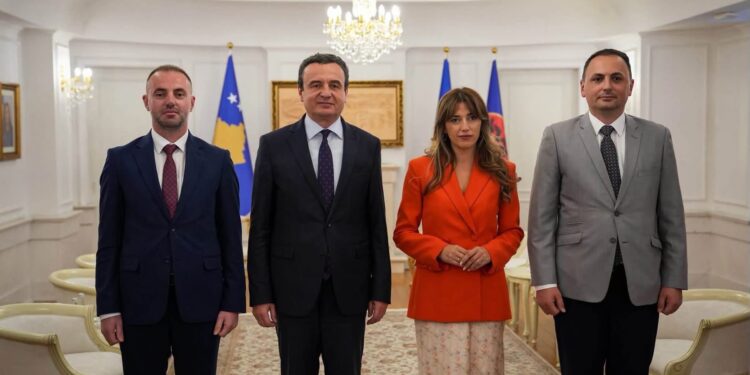 Haxhiu dhe Kurti ia vazhdojnë Agon Bytyqit edhe për pesë vjet detyrën e zëvendësdrejtorit të AKI-së