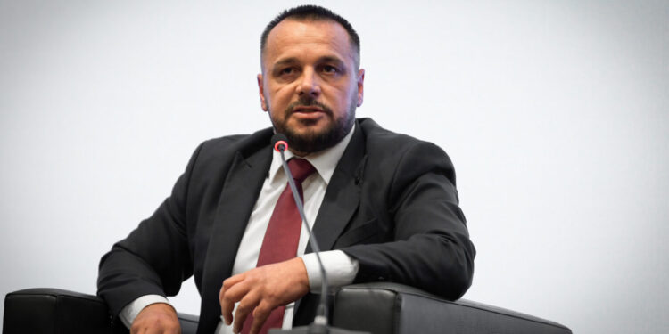 Maqedonci: Haxhiu u ftua në margjinat e Samitit të NATO-s, por u vlerësua se s’duhet të marrë pjesë