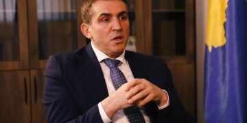 Kryeprokurorit të ri i vjen një urim nga nipi i tij, një nga zyrtarët më të lartë të BIK-ut