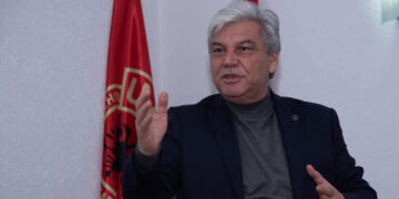 Kryeziu i bindur: Krerët e UÇK-së do të lirohen
