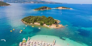 “Shqipëria një surprizë e bukur”, italianët mbizotërojnë turizmin shqiptar, pasohen nga kosovarët