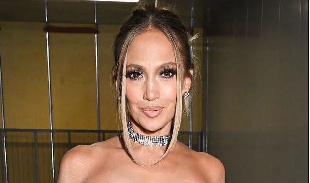 Ministri shqiptar: Kemi refuzuar Jennifer Lopez se donte 2 milionë euro