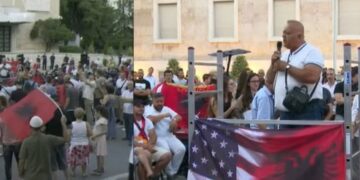 Qytetarët në Shqipëri në ditën e 53-të të protestës