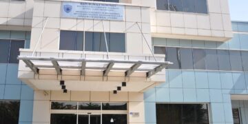 Aksioni në MPB – Këta janë zyrtarët dhe biznesmeni që përfunduan në pranga për dallavere me lejeqëndrim