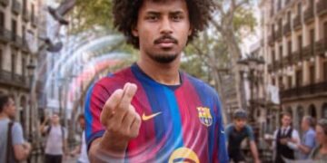 Barcelona e zyrtarizon përforcimin e dytë të verës – Karim Adeyemi