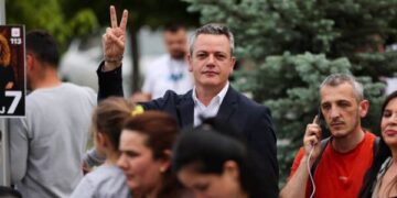 Gashi pas caktimit të seancës: S’duhet të bëjmë politikë me vija të kuqe, por së pari duhet ta definojmë LDK’në