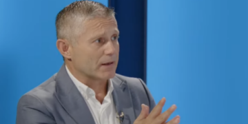 Ramadani: Prapa profileve të rreme në rrjetet sociale mund të fshihen edhe ministra