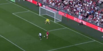 Çfarë “bishe”, Lorent Tolaj shënon në miqësore ndaj Newcastle Unitedit