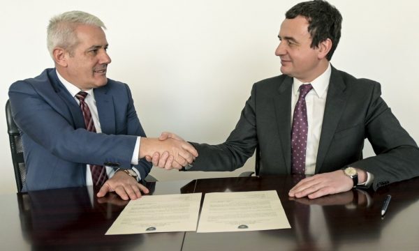 Vendimi i Qeverisë Kurti që e la pa shtetësi një gjilanas: Si u kthye një shqiptar i lindur në Kosovë në “të huaj”