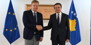 Sorensen diskuton me Kurtin kthimin e gjyqtarëve dhe prokurorëve serbë