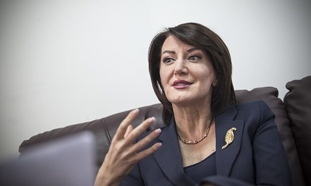 Jahjaga: Kur je në pushtet, nuk bëhet fjalë për veten – por për shtetin e popullin