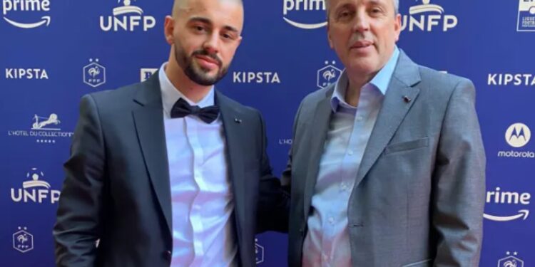 “Menaxher injorant”, babai i Edon Zhegrovës i reagon ashpër Altin Lalës