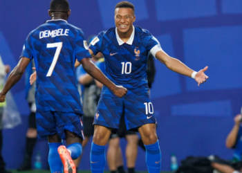 Franca eliminon Marokun dhe shkon në gjysmëfinale