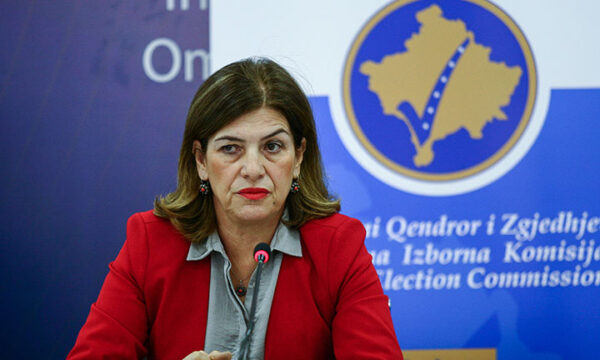 Valdete Daka: Nuk ia fali Vjosa Osmanit, më ka shkarkuar politikisht dhe për ego personale