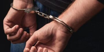 Goditet kontrabanda në Zubin Potok, sekuestrohen mallra dhe vihet në pranga një person