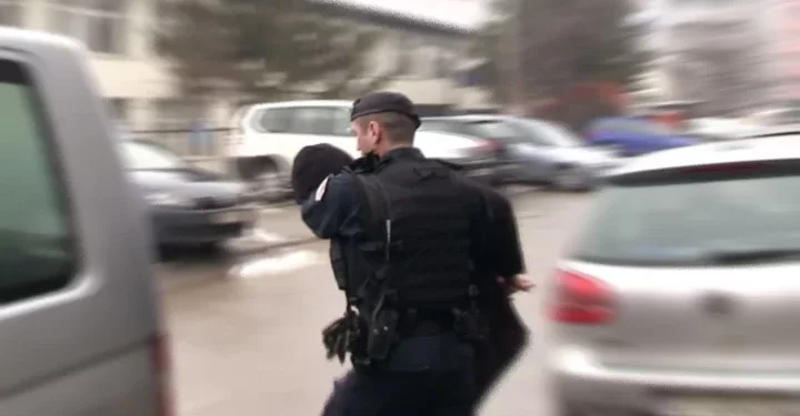 Këta janë dy serbët e arrestuar për krime lufte në Kosovë (Emrat)
