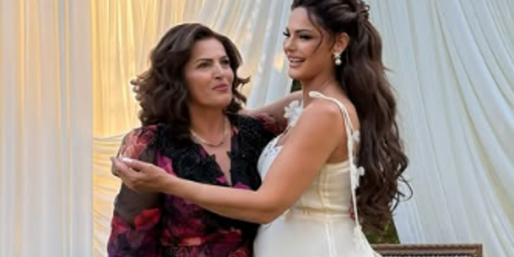 Xhuli ndan momente të veçanta nga baby shower-i, dedikim prekës për nënën
