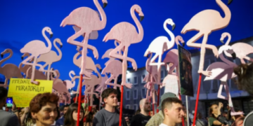 Nga rruga në Google: Si u kthyen vlerësimet online në armë proteste në Shqipëri?