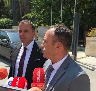 Halil Thaçi pas intervistimit në Prokurorinë Speciale thotë se po shantazhohet e kërcënohet