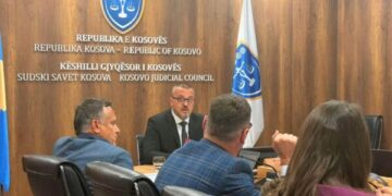Debati për gjyqtarët serbë, Kryesuesi-anëtarit të KGJK’së: Po kërkon vëmendje pasi këtë çështje e ngriti u.d. presidentja