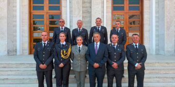 Oficerë të FSK-së diplomojnë në Republikën e Shqipërisë