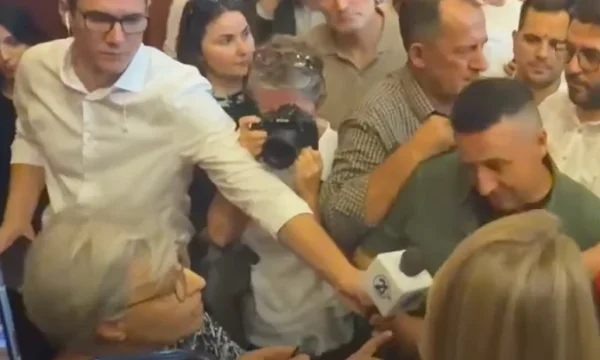 “Të ka falënderu Daçiqi në OKB” – “mos rrej zojë”, Musliu dhe Gërvalla vazhdojnë debatin