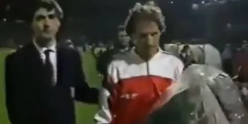 Përtej ngjyrave dhe rivalitetit, kur Franco Baresi theu rregullat e UEFA-s për të nderuar viktimat e Juventusit në Heysel