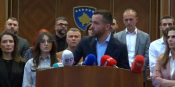 Tahiri e cilëson VV ‘‘organizatë banditeske’’: Kur ti s’e respekton Kushtetutën, pse një biznes mos me shkel ligjin