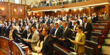 PDK: Kurti zgjodhi sërish bllokadën dhe shpërfilli aktgjykimin e Gjykatës Kushtetuese