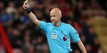 Ish-gjyqtari i Premierligës ‘rehatohet’ me punë në Turqi